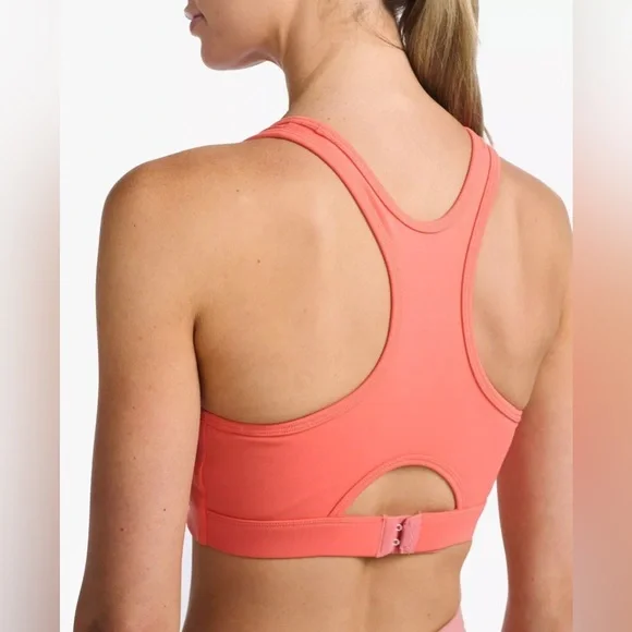 NWT [2xu] Motion Racerback Cut Out Sports Bra Crop Top HYC/WHT Women’s Sz Medium - Picture 6 of 10